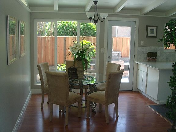 3rd image of 1081 Candlewood Ave