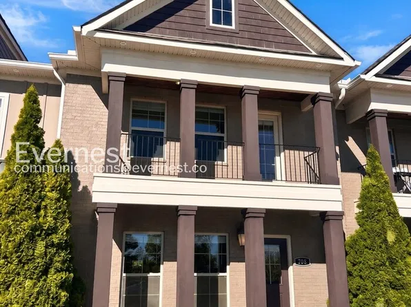 708 Blue Sky Dr, Murfreesboro, TN 37130