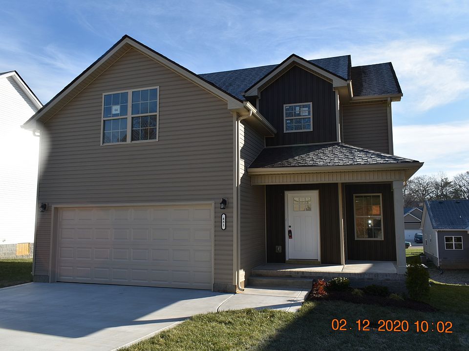 1st image of 66 Chestnut Dr
