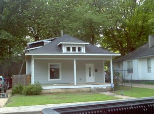 1055 Tanglewood St, Memphis, TN 38104