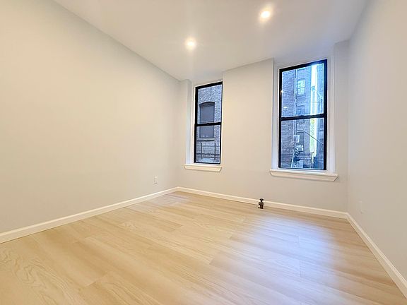 4th image of 348 W 118th St APT 3