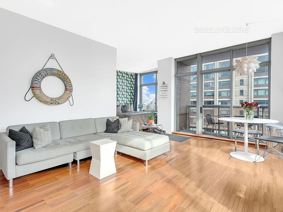 1st image of 188 E 64th St APT 1905