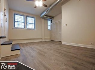 1243 W Henderson St, Chicago, IL 60657