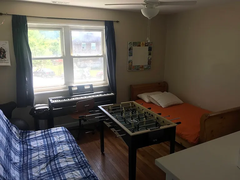 120 E Rosemont Ave — Photo 18