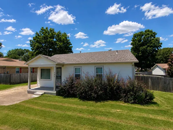 121 West St, Collierville, TN 38017