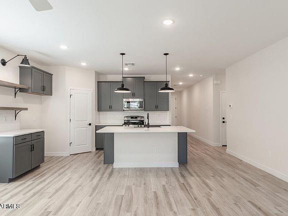 5th image of 3028 W Bent Tree Drive