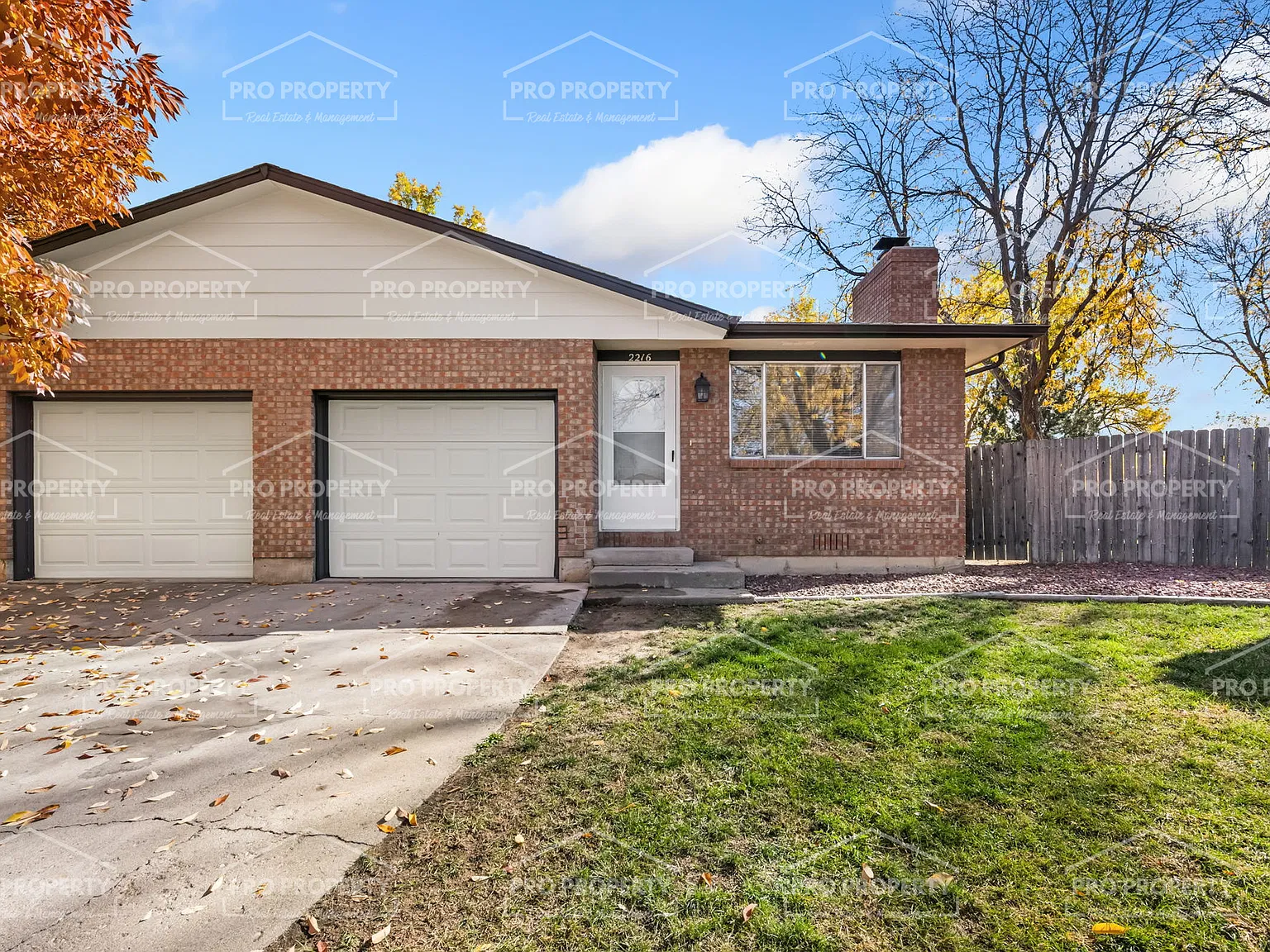 2 bed, 921 sqft, $1,970 — Photo 3