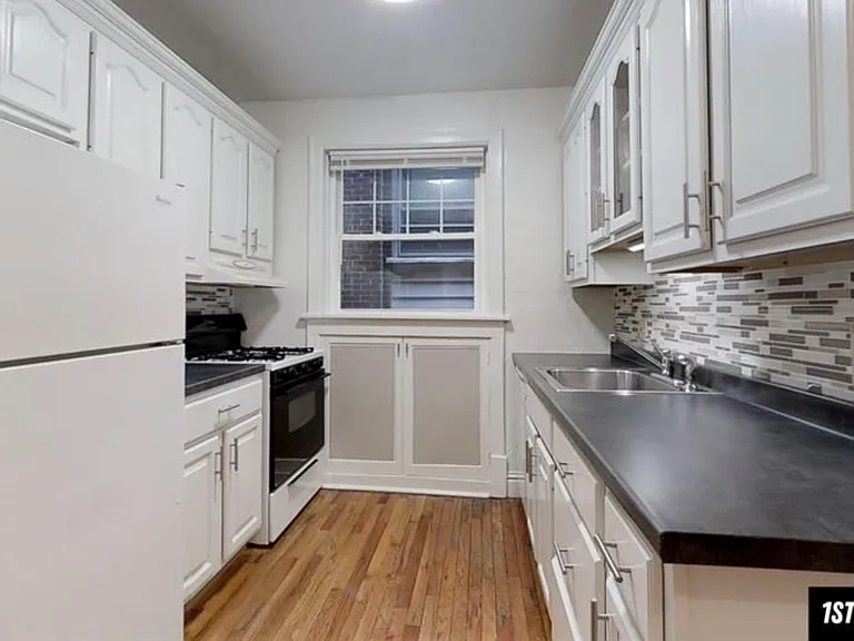 4119-4121 Potomac St #1W — Photo 6
