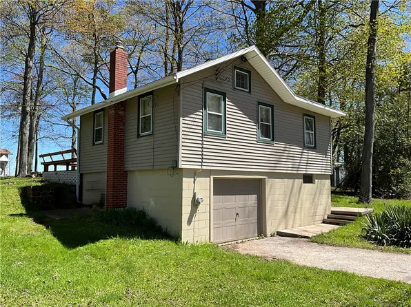 13333 Winding Rd, Waterport, NY 14571