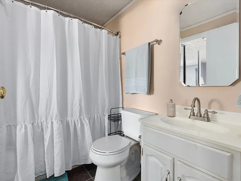 8307 Crestmont Cir — Photo 13