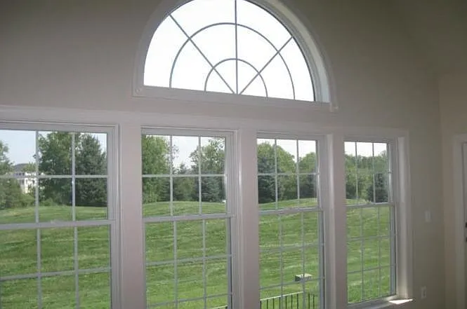 3 bed, 3.5 bath, 2710 sqft, $3,700 — Photo 3