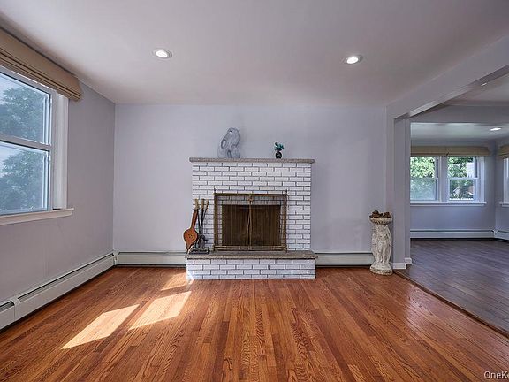 5th image of 90 Walnut Road