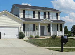 4749 Providence Woods Cir, Wentzville, MO 63385