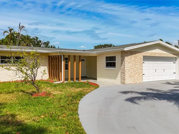 4101 Shore Acres Blvd NE, Saint Petersburg, FL 33703