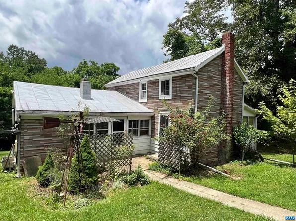 6697 S Lee Hwy, Natural Bridge, VA 24578