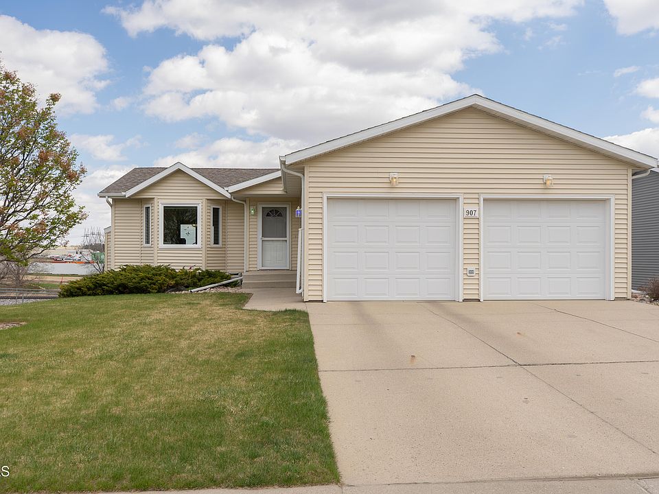 1st image of 907 N 35th St