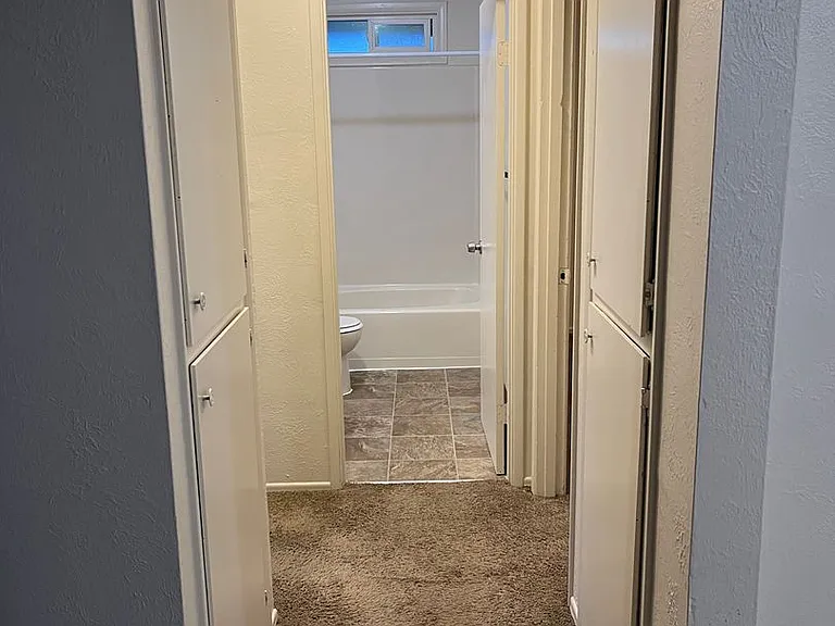 Summerwood Apartments — Photo 10