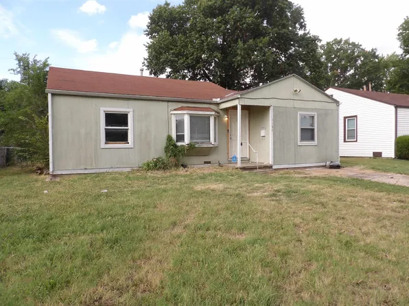 1157 S Pineridge Rd, Wichita, KS 67218