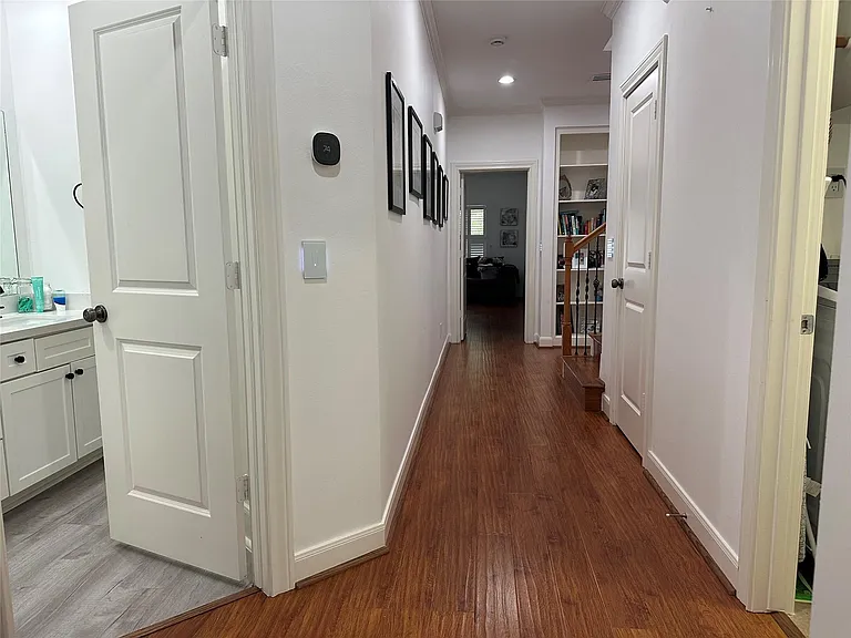 30 Riva Row — Photo 14