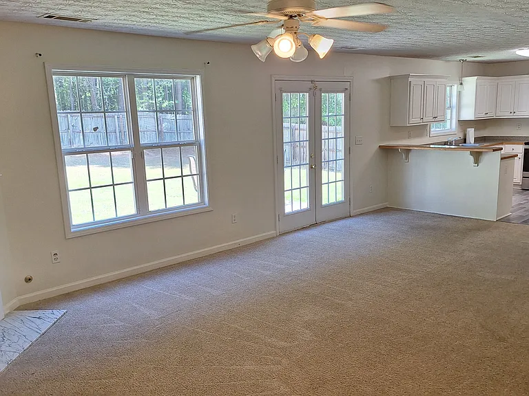 305 Shadowbrooke Cir — Photo 6