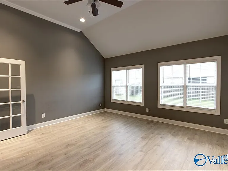 26415 Birkshire Ln — Photo 23