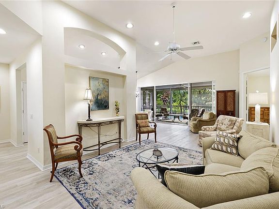 5th image of 26951 Montego Pointe CT #201