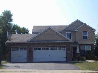 1634 Oakbrooke Dr, Eagan, MN 55122