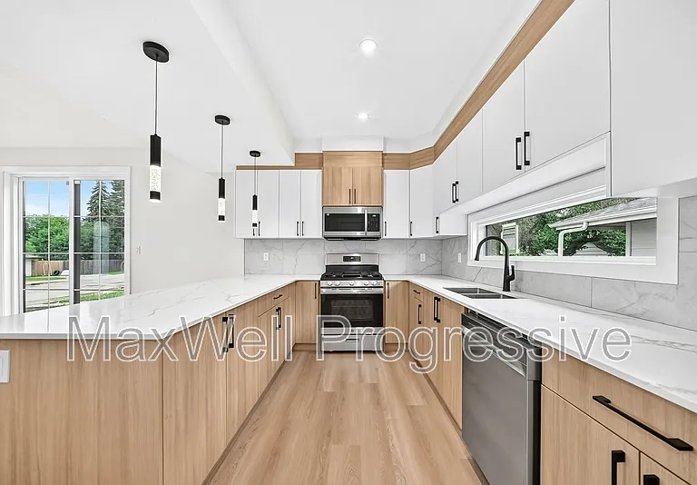 14510 95th Ave NW #MAIN FLOOR — Photo 6