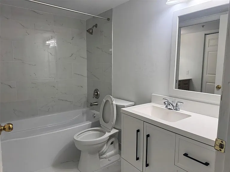 5620 NW 61st St #1201 — Photo 8
