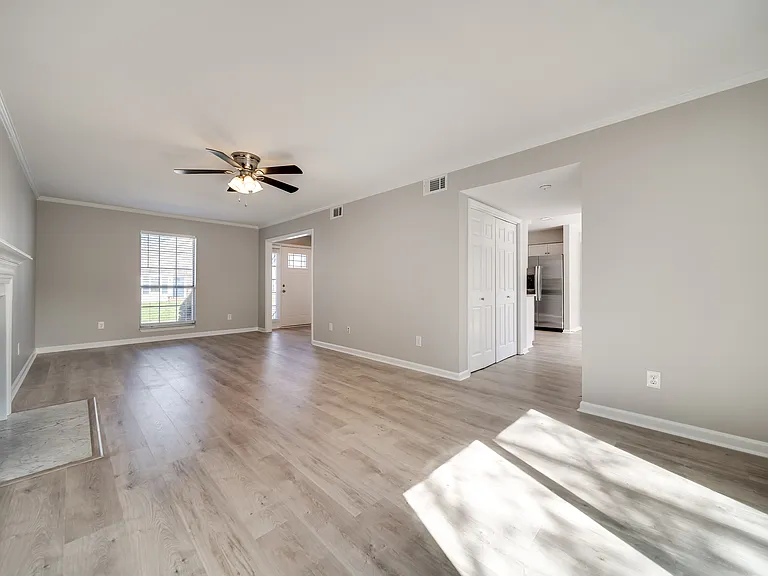 344 N Birchwood Dr — Photo 14