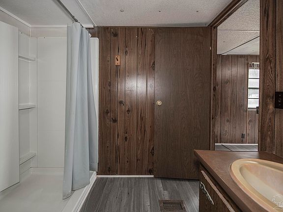 5th image of 5329 Dover Ave
