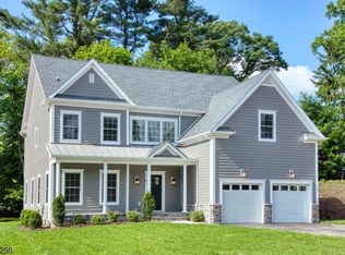8 Lewis Ct, Montclair, NJ 07042
