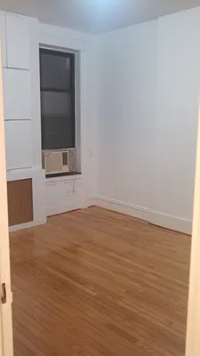 Rented by Lexington Properties LLC | media 5