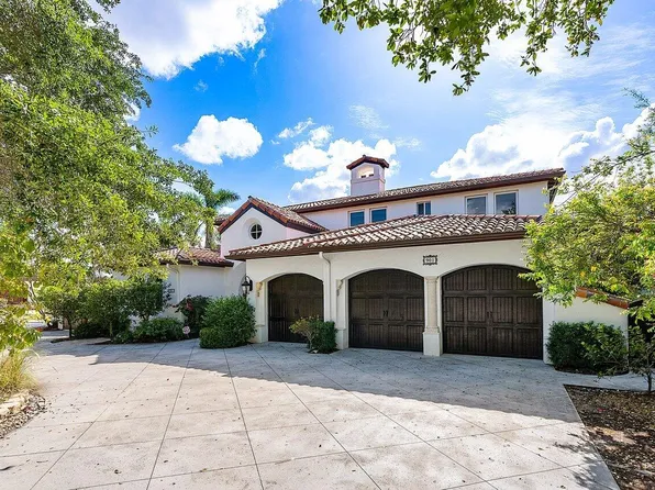 901 NW 4th Court, Boca Raton, FL 33432