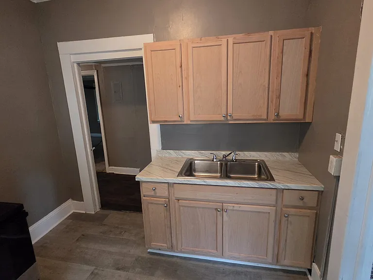 548 Colquitt St — Photo 4