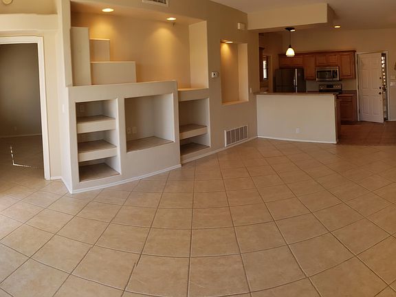 4th image of 9253 N FIREBRICK Drive #143