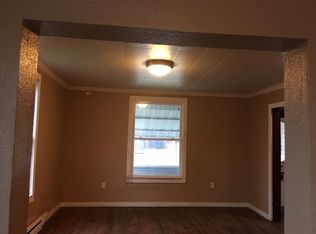 653 S State Line Rd, Sharon, PA 16146