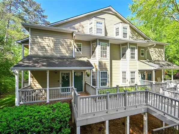 4459 Pineridge Cir, Atlanta, GA 30338