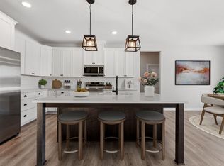 1523 Creekwood Dr, New Richmond, WI 54017