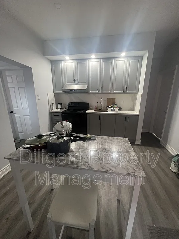 3 bed, 2.0 bath, $750 — Photo 4