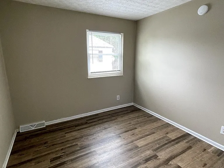 4849 Snowbird Cir — Photo 7