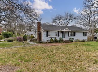 1 Lucerne Dr, Yarmouth Port, MA 02675