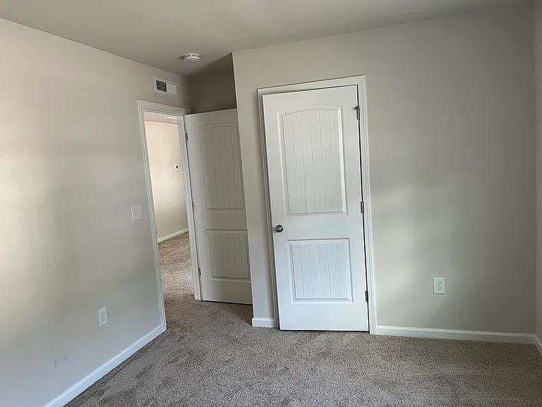 184 Karlov Rd — Photo 15