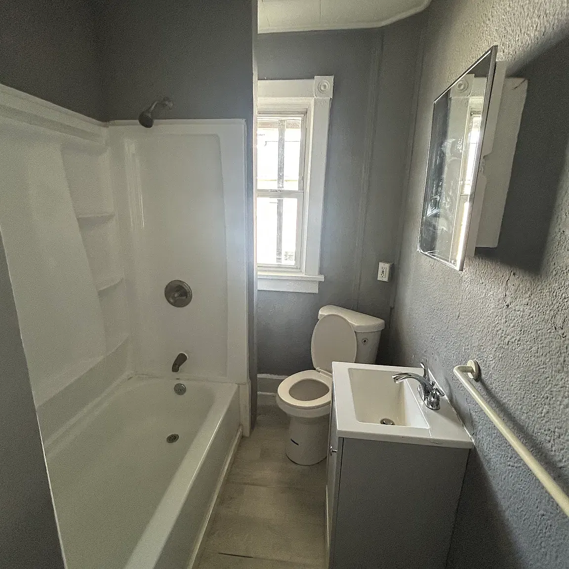2 bed, $1,150 — Photo 2