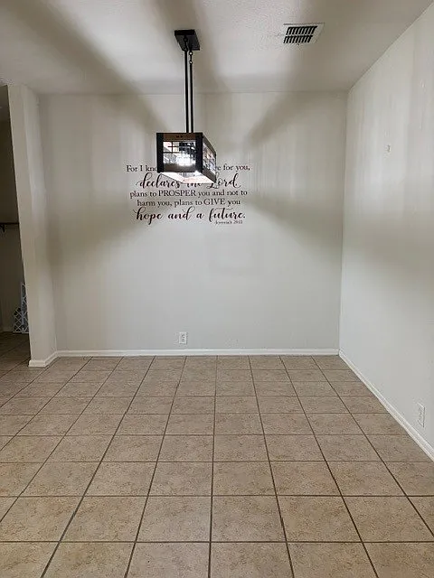 3 bed, 1745 sqft, $1,850 — Photo 2