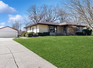 1100 Emma Ave, Des Moines, IA 50315