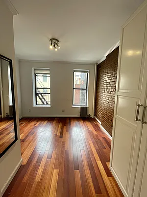 Rented by CNYC Apartments | media 16