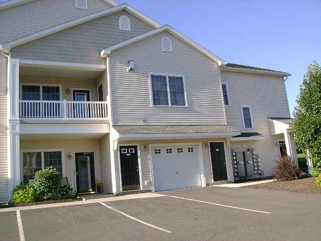 1st image of 102 N RIDGE