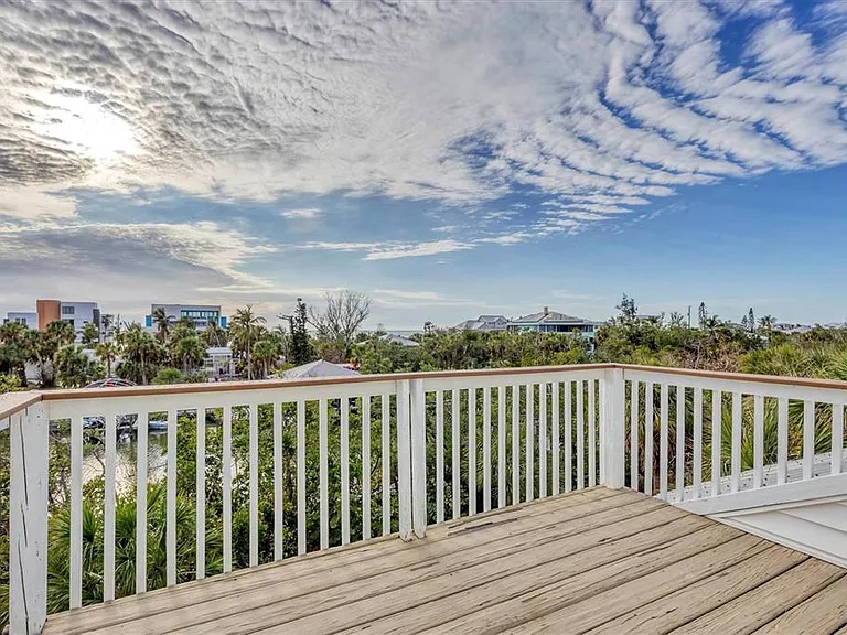 51 Palm Dr — Photo 20