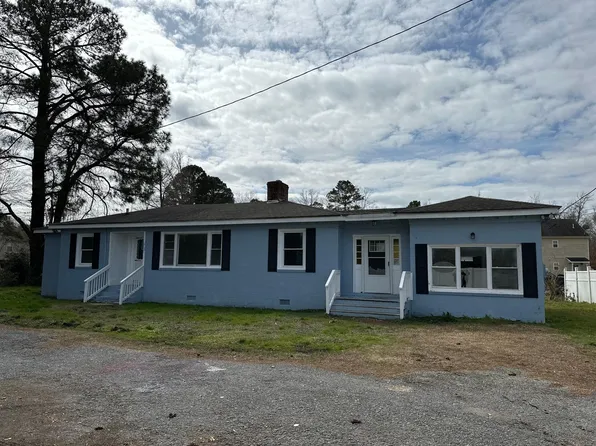 6121 Old Townpoint Rd, Suffolk, VA 23435